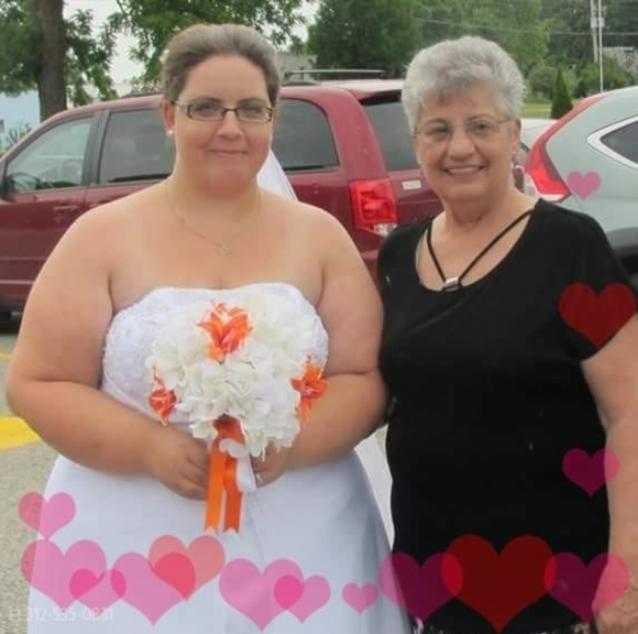 Meet your Posher, Hailee - Picture 1 of 1